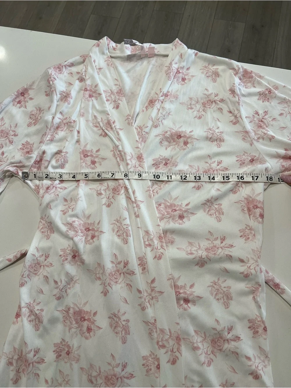 BODY TOUCH • baby pink and white floral robe & gown size XL - Picture 9 of 12